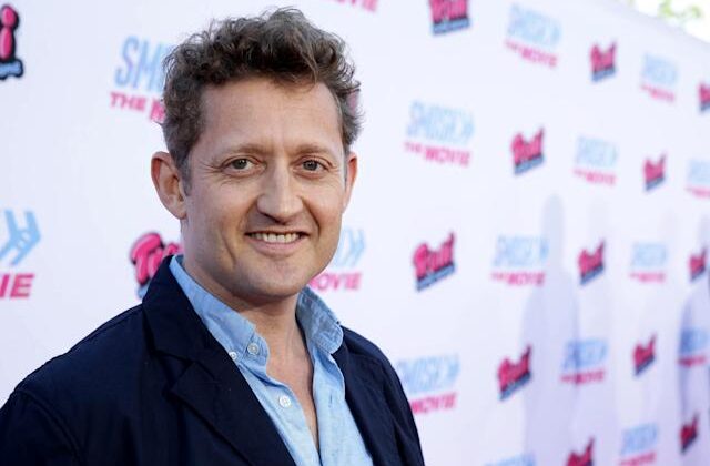 Alex Winter Returns to SLIFF With ‘The YouTube Effect’ documentary