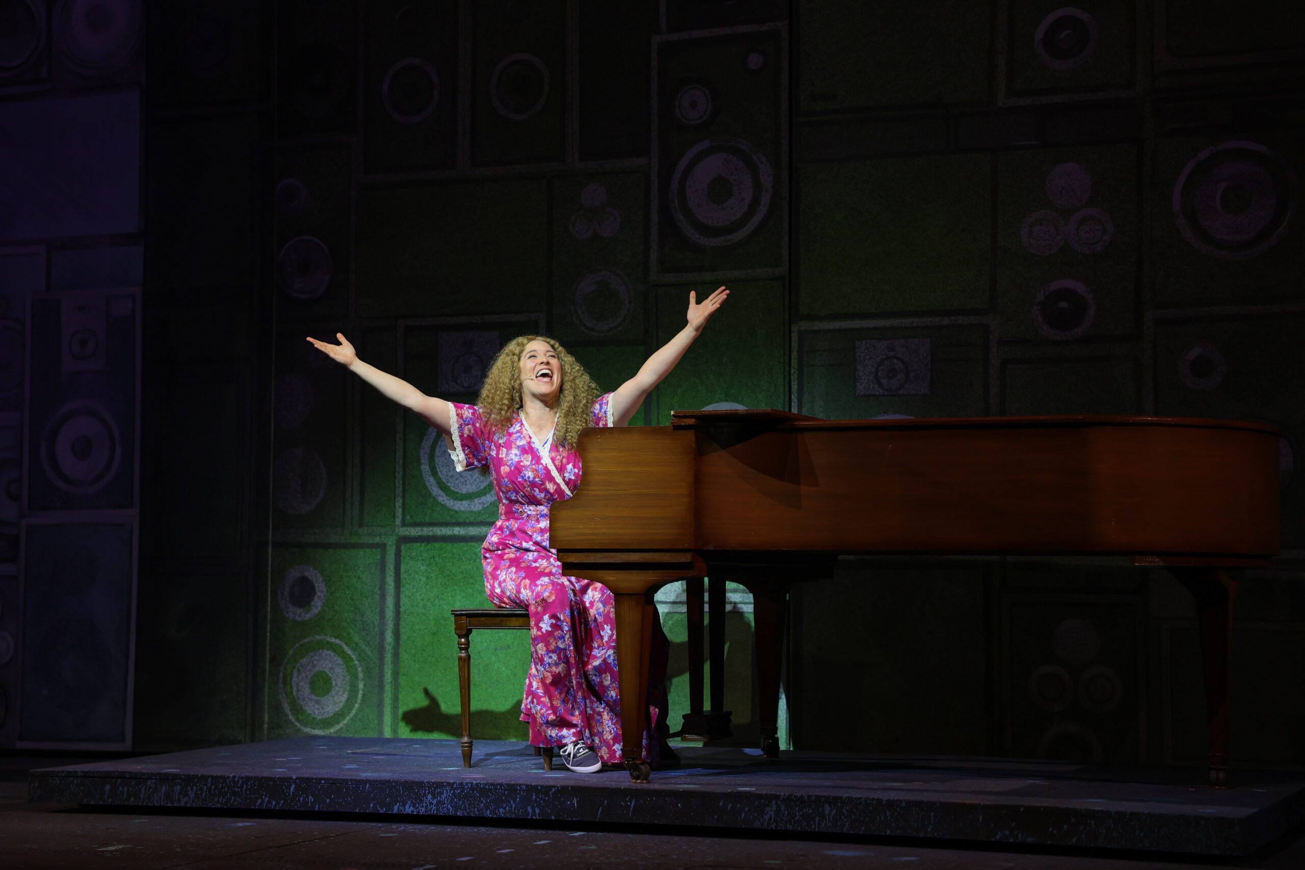 Jubilant ‘Beautiful: The Carole King Musical’ Opens Muny with Panache ...